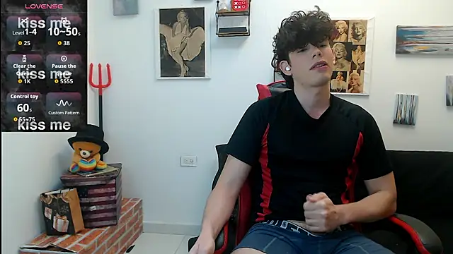 Angelo-cianuro- online show from January 2026 11:09:02 PM