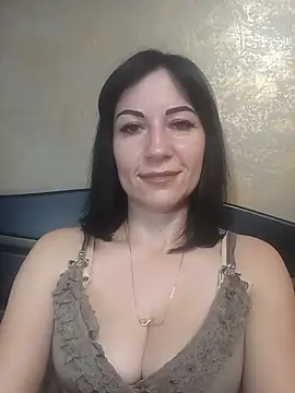 FireLily332 online show from December 2024 08:36:02 PM