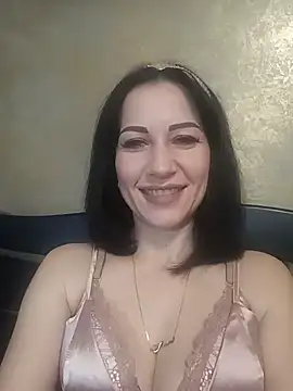FireLily332 online show from January 2025 04:27:01 PM