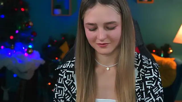 Snapshot of DeboraLarson chatting on December 2024 10:16:02 AM DeboraLarson online show from December 2024 10:16:02 AM