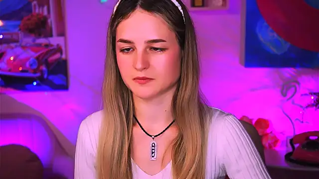 Snapshot of DeboraLarson chatting on January 2025 11:54:01 AM DeboraLarson online show from January 2025 11:54:01 AM