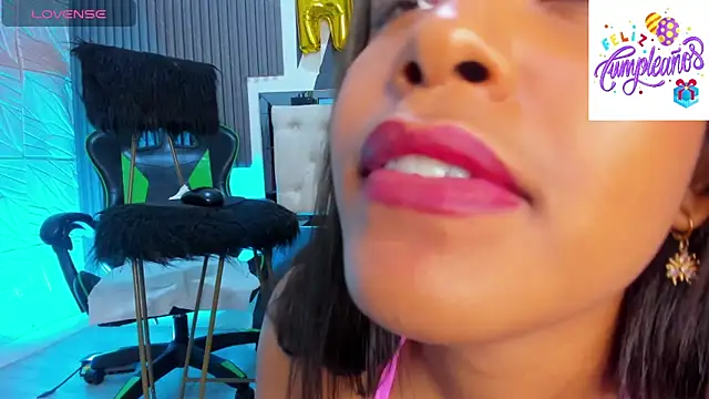 Snapshot of alexa_andherson chatting on March 2025 10:49:02 PM alexa andherson online show from March 2025 10:49:02 PM
