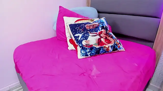 Snapshot of MARAYLOUS chatting on December 2024 10:50:01 PM MARAYLOUS online show from December 2024 10:50:01 PM