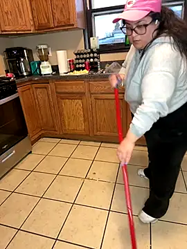 tillymarie34 online show from November 2025 10:30:01 PM