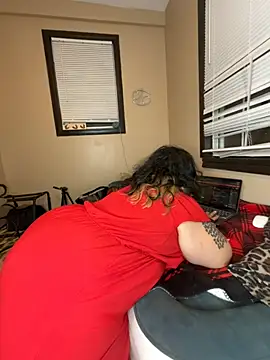 Snapshot of tillymarie34 chatting on May 2026 03:47:02 AM tillymarie34 online show from May 2026 03:47:02 AM