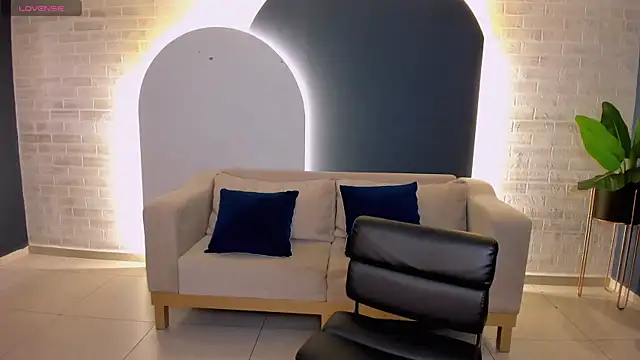 StacyWoods online show from March 2025 10:49:02 AM