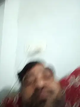 Snapshot of pintuS40 chatting on February 2026 11:42:02 PM pintuS40 online show from February 2026 11:42:02 PM