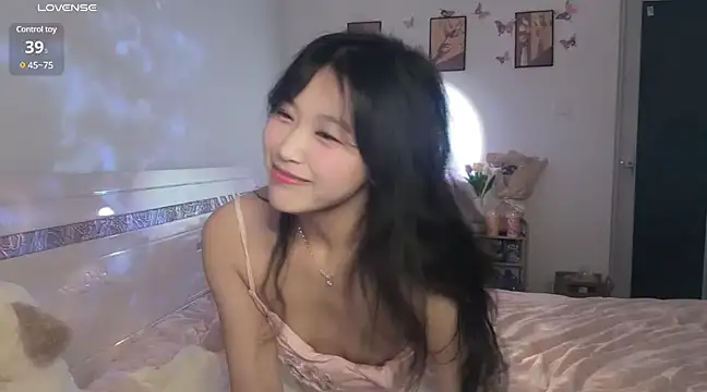 Luminous163 online show from January 2025 03:44:01 PM