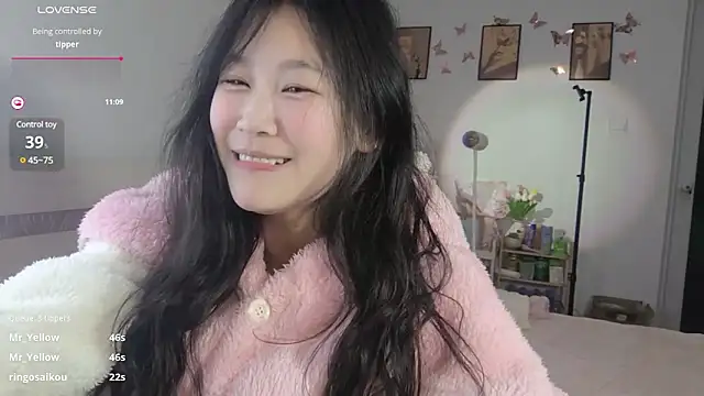 Luminous163 online show from February 2025 12:22:02 PM