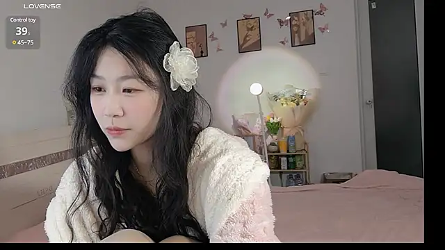 Luminous163 online show from March 2025 07:41:01 AM