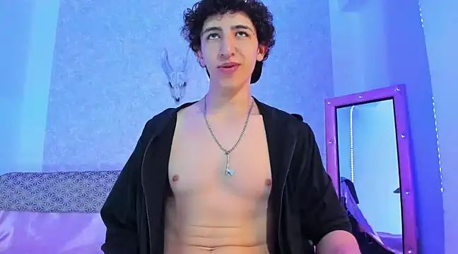 Kerverr  online show from March 2025 03:07:02 PM