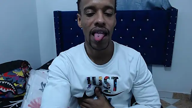 Salomon koude online show from February 2025 04:42:01 AM