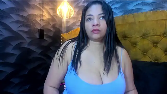 Snapshot of NahomiFireSex chatting on May 2026 03:13:01 AM NahomiFireSex online show from May 2026 03:13:01 AM