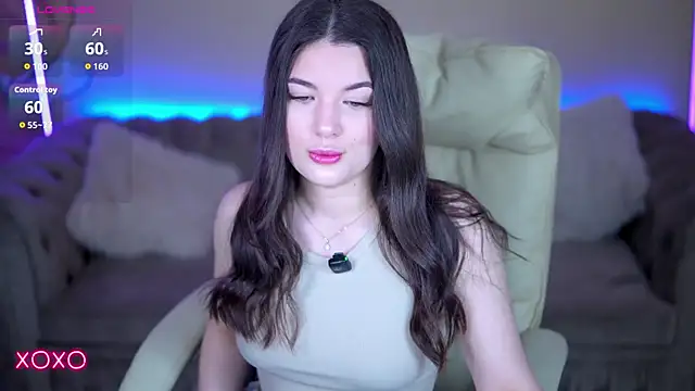 YourLolaBunny online show from April 2026 06:32:01 AM