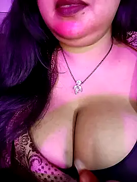 Suhanakhan00 online show from November 2025 06:17:01 PM