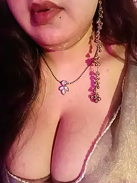Suhanakhan00 online show from August 2026 09:55:01 AM