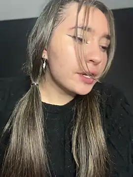 Sophie LS online show from March 2025 07:24:01 AM