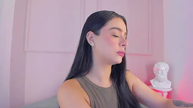 Snapshot of victoria_milann chatting on November 2025 03:14:02 PM victoria milann online show from November 2025 03:14:02 PM