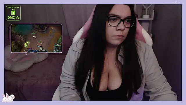 Snapshot of dream_swan chatting on February 2025 07:41:02 PM dream swan online show from February 2025 07:41:02 PM