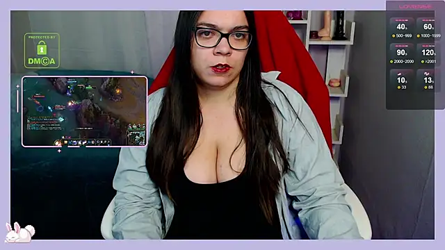 Snapshot of dream_swan chatting on February 2025 07:25:02 PM dream swan online show from February 2025 07:25:02 PM