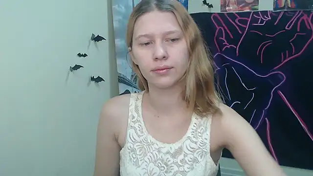 StellaCRL online show from November 2025 07:19:01 AM