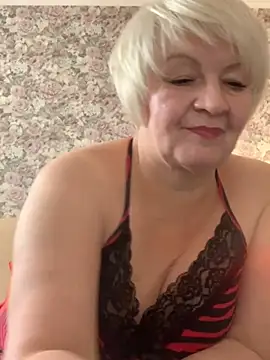 Snapshot of Laura_Millf chatting on January 2025 11:11:01 AM Laura Millf online show from January 2025 11:11:01 AM