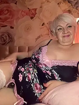 Laura Millf online show from April 2026 11:34:01 AM
