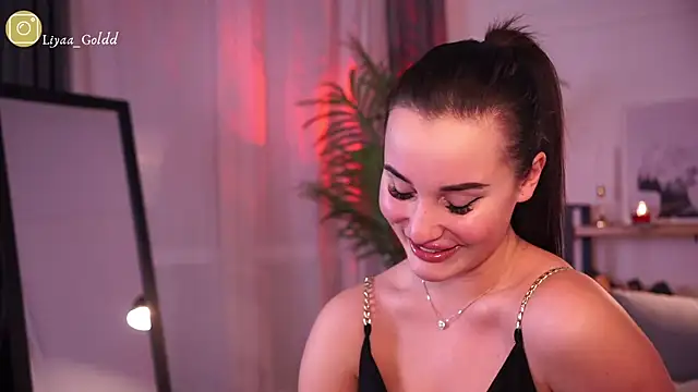 Snapshot of Liya_Gold_ chatting on February 2025 09:33:02 PM Liya Gold online show from February 2025 09:33:02 PM