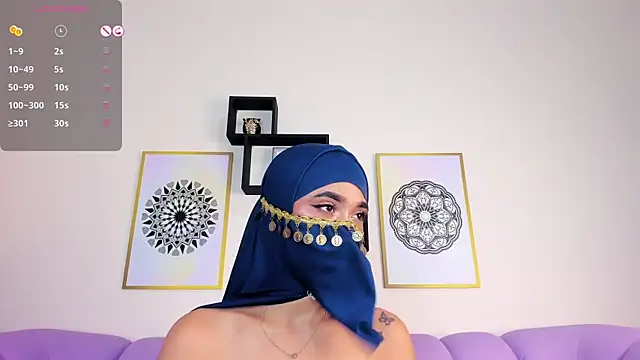 Julie Markk online show from February 2025 11:15:01 PM