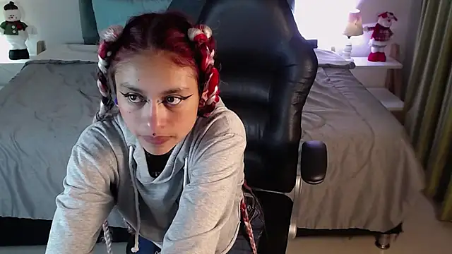 Kat cute  online show from December 2024 01:40:02 AM