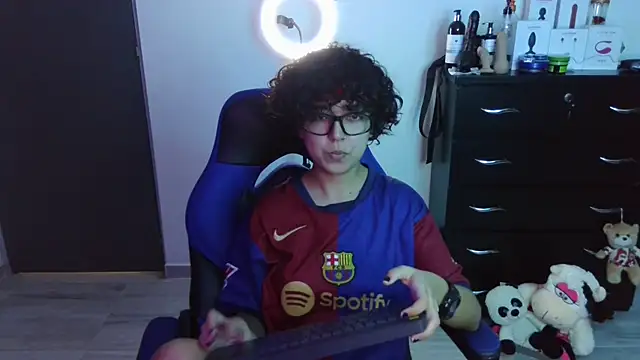 thomascooper7 online show from September 2025 05:51:01 PM