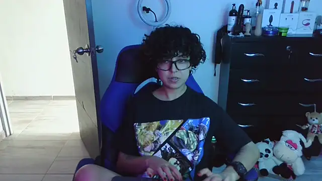 thomascooper7 online show from October 2025 07:10:02 PM