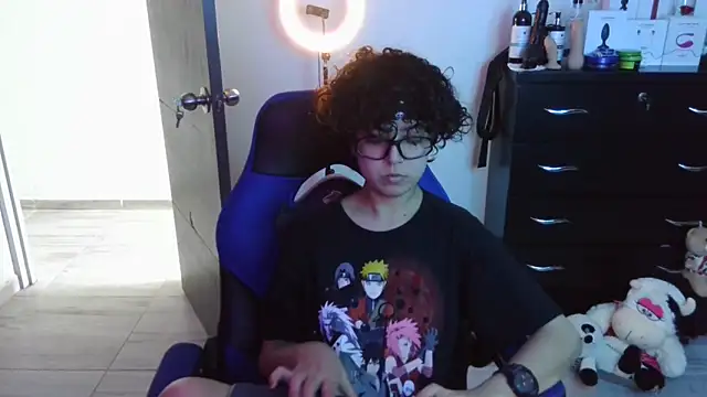 thomascooper7 online show from October 2025 06:31:01 PM