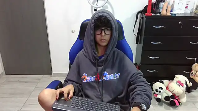 thomascooper7 online show from March 2026 03:01:02 AM