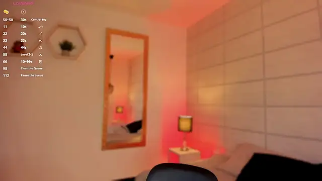 Christine Laam online show from March 2026 07:31:02 PM