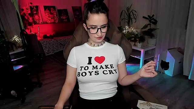 Snapshot of annallurings chatting on December 2024 05:25:01 PM annallurings online show from December 2024 05:25:01 PM