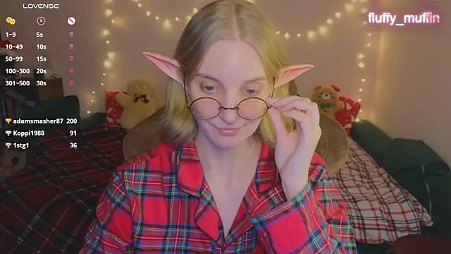 Snapshot of Fluffy_muffin_ chatting on December 2024 01:13:01 AM Fluffy muffin online show from December 2024 01:13:01 AM