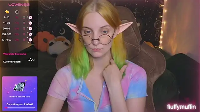 Snapshot of Fluffy_muffin_ chatting on September 2025 02:53:02 PM Fluffy muffin online show from September 2025 02:53:02 PM
