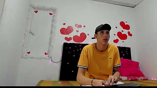 Snapshot of chloe_evanx_ chatting on February 2025 03:30:02 PM chloe evanx online show from February 2025 03:30:02 PM