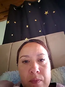 RenataSexy  online show from June 2026 06:18:02 PM