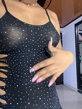 Snapshot of ALANAH_KITTY chatting on September 2025 08:25:01 PM ALANAH KITTY online show from September 2025 08:25:01 PM