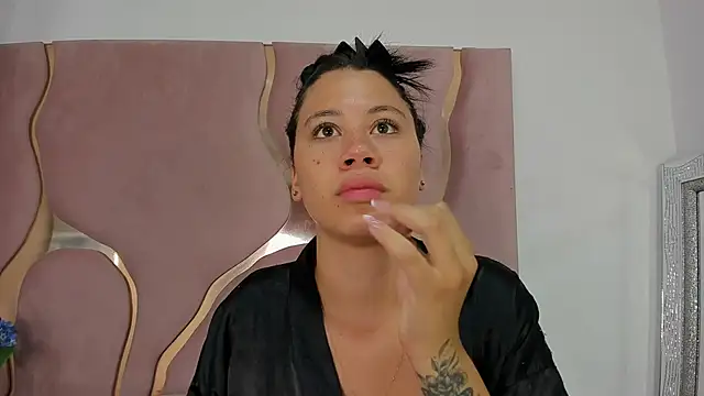 Snapshot of Sofia-candyht chatting on March 2026 04:15:01 PM Sofia-candyht online show from March 2026 04:15:01 PM