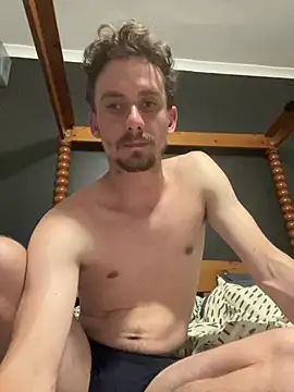 bradleyjamesmc online show from February 2025 05:19:02 PM