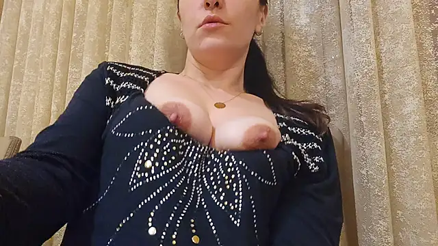 AlejandraDelaney online show from December 2024 05:14:02 PM