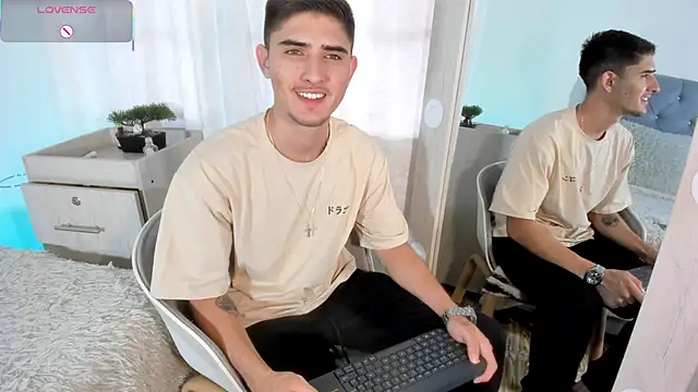 PhilipRich online show from October 2025 07:42:02 PM