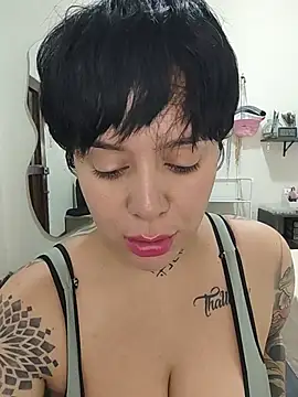 Snapshot of KatInk chatting on February 2026 12:44:02 PM KatInk online show from February 2026 12:44:02 PM