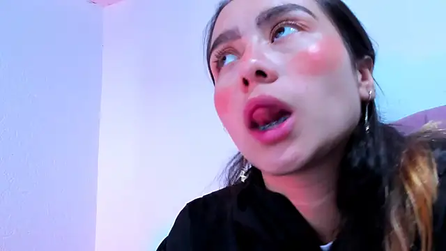 teffy lee online show from January 2025 08:18:01 PM