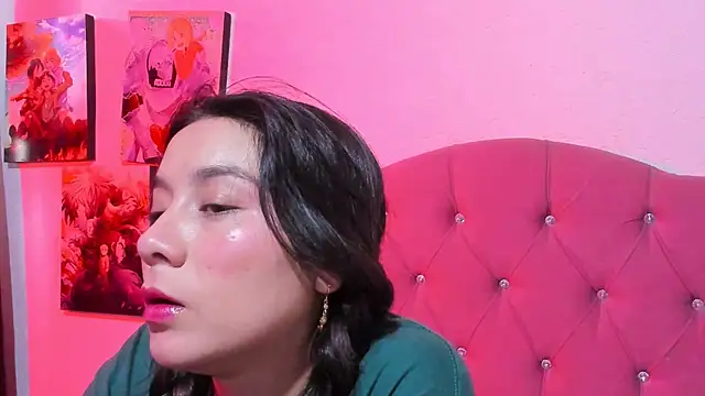 teffy lee online show from June 2026 08:24:01 PM