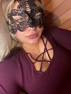 Snapshot of 69Laura696 chatting on March 2025 04:53:01 PM 69Laura696 online show from March 2025 04:53:01 PM