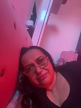 Gia Nahomi online show from January 2025 02:51:01 PM